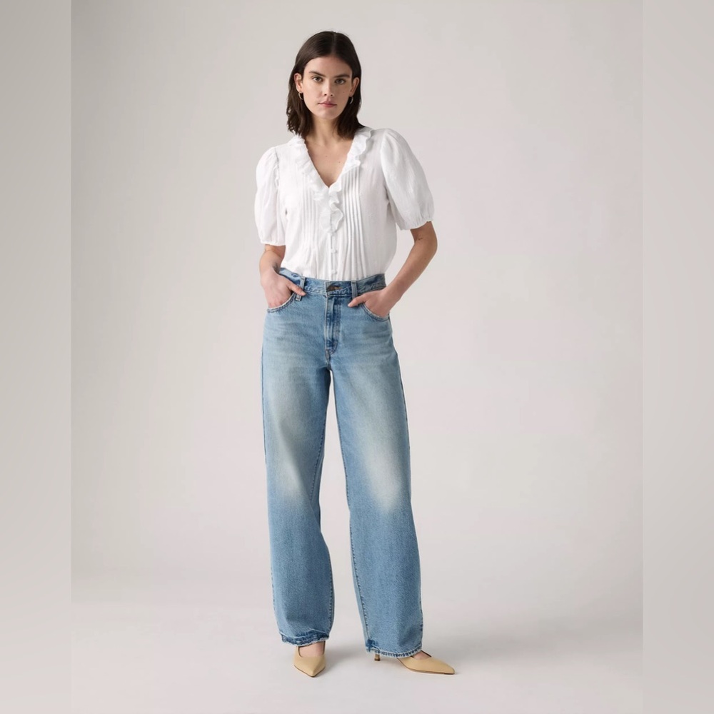 Brand new Levi’s Baddy Dad women’s jeans Color: Easy Days - Medium Wash
